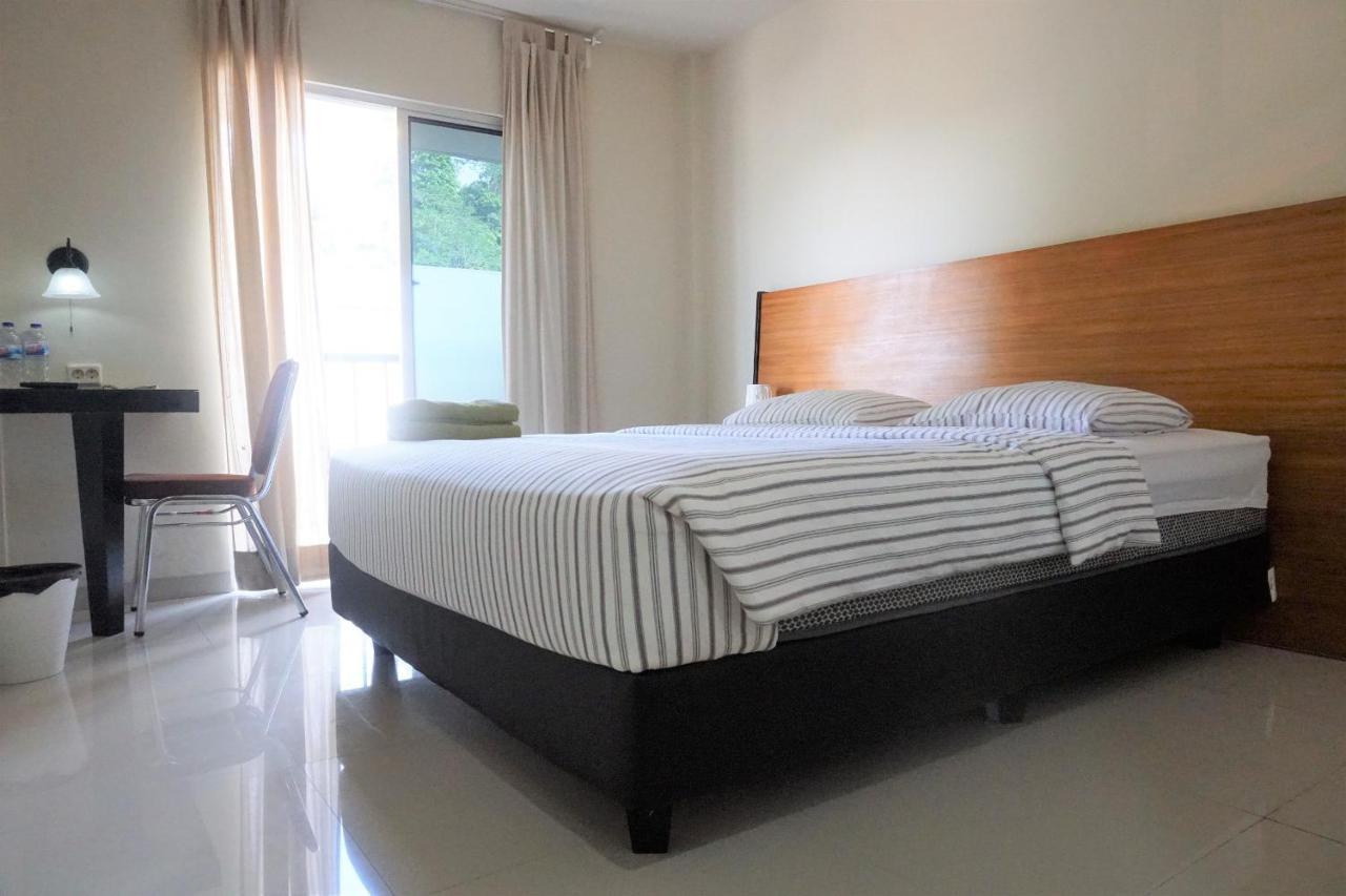 Jhoanie Hotel Tomohon Bagian luar foto